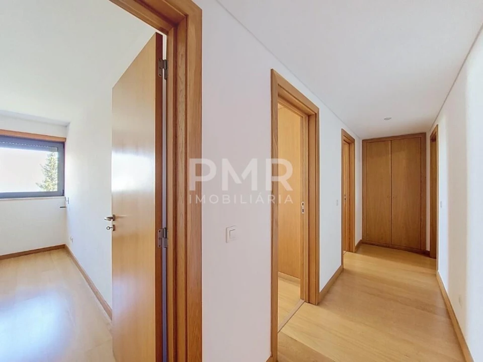 Apartamento T3 para Arrendamento em Marvila Foto 9