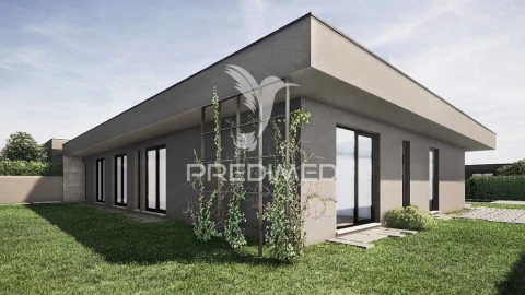 Moradia T4 para Venda em Soutelo