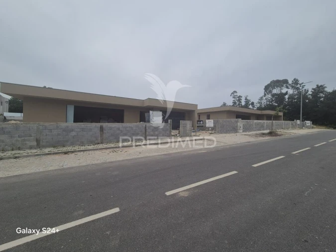Moradia T4 para Venda em Soutelo