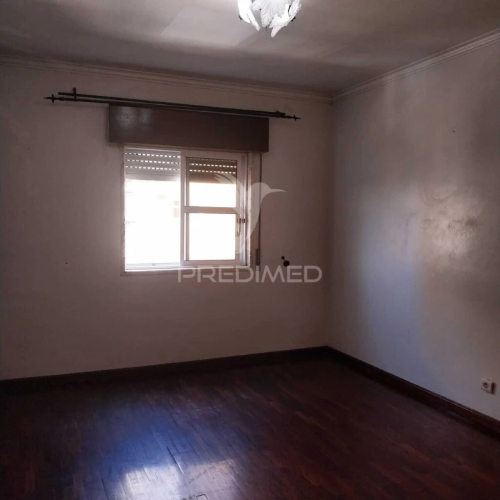 Apartamento T2 para Venda em Algueirão-Mem Martins Foto 10