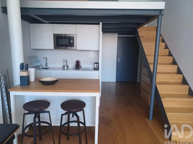 Apartamento T1 para Arrendamento em Estrela Foto 3