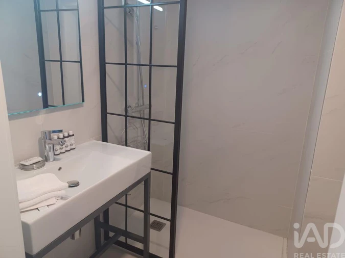 Apartamento T1 para Arrendamento em Estrela Foto 6