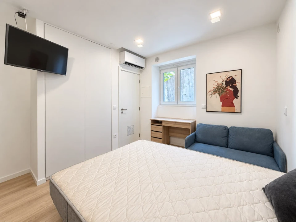 Apartamento T3 para Venda em Santo Antonio dos Olivais Foto 1