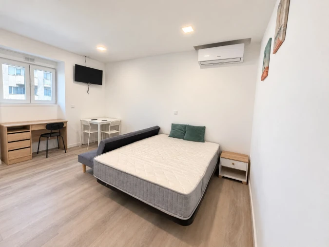 Apartamento T3 para Venda em Santo Antonio dos Olivais Foto 5