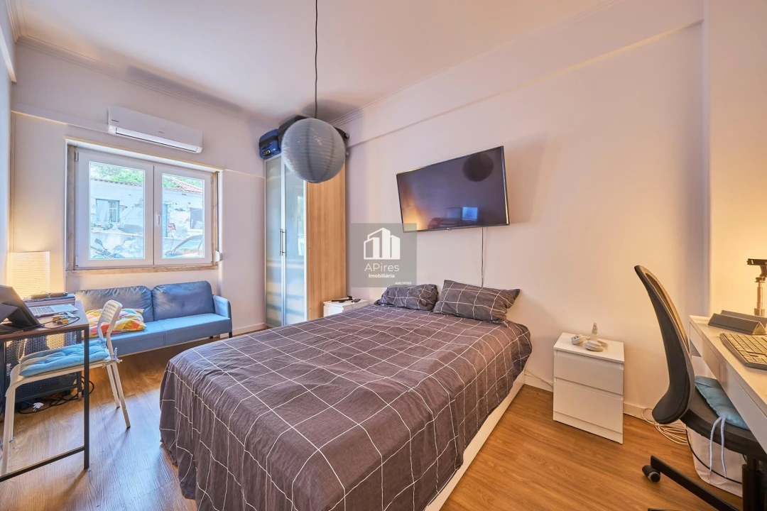 Apartamento T1 para Venda em Costa da Caparica Foto 12
