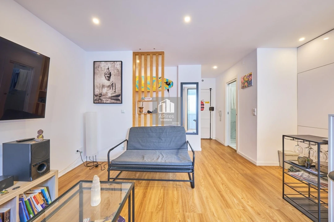 Apartamento T1 para Venda em Costa da Caparica Foto 10
