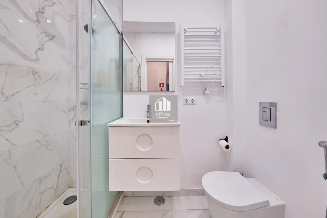Apartamento T1 para Venda em Costa da Caparica Foto 7