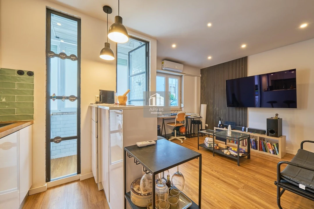 Apartamento T1 para Venda em Costa da Caparica Foto 1