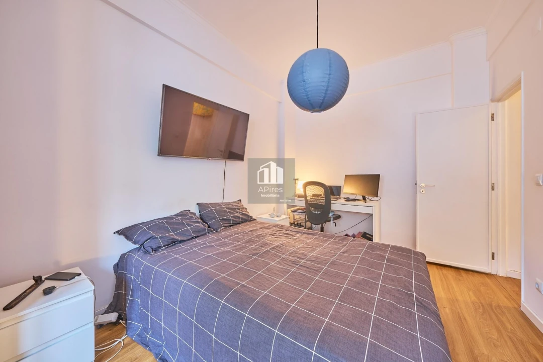 Apartamento T1 para Venda em Costa da Caparica Foto 13