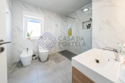 Moradia T3 para Venda em Tornada e Salir do Porto