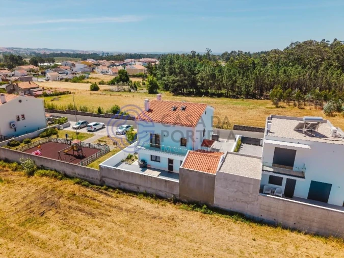 Moradia T3 para Venda em Tornada e Salir do Porto Foto 60