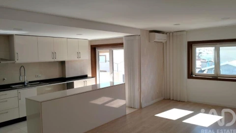 Apartamento T4 para Venda em Gafanha da Nazaré