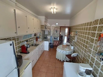 Apartamento T4 para Venda em Queluz e Belas