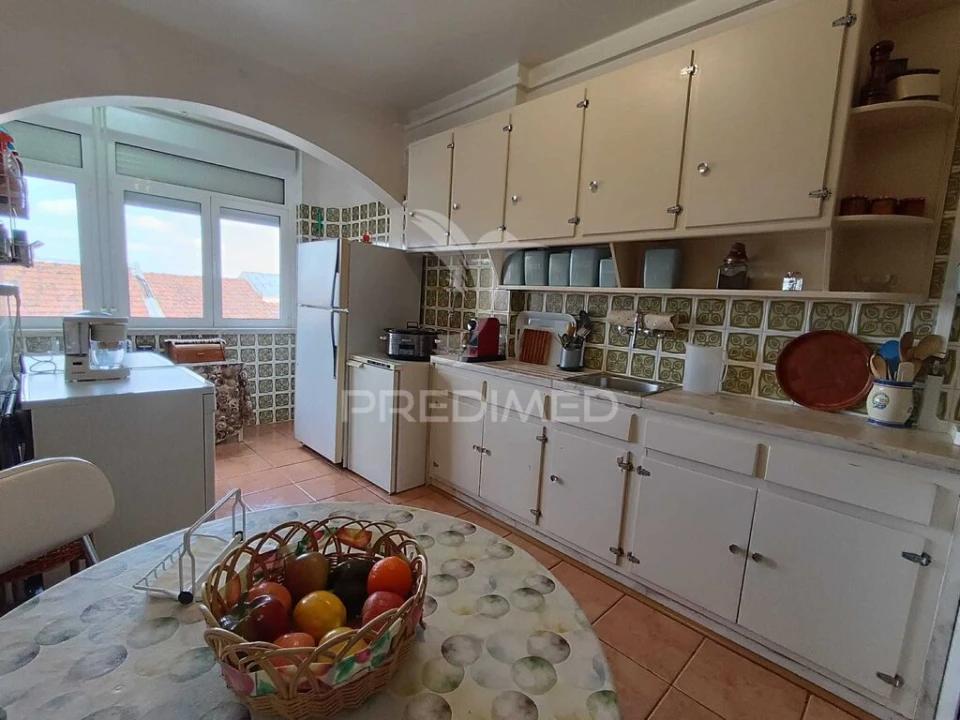 Apartamento T4 para Venda em Queluz e Belas Foto 6