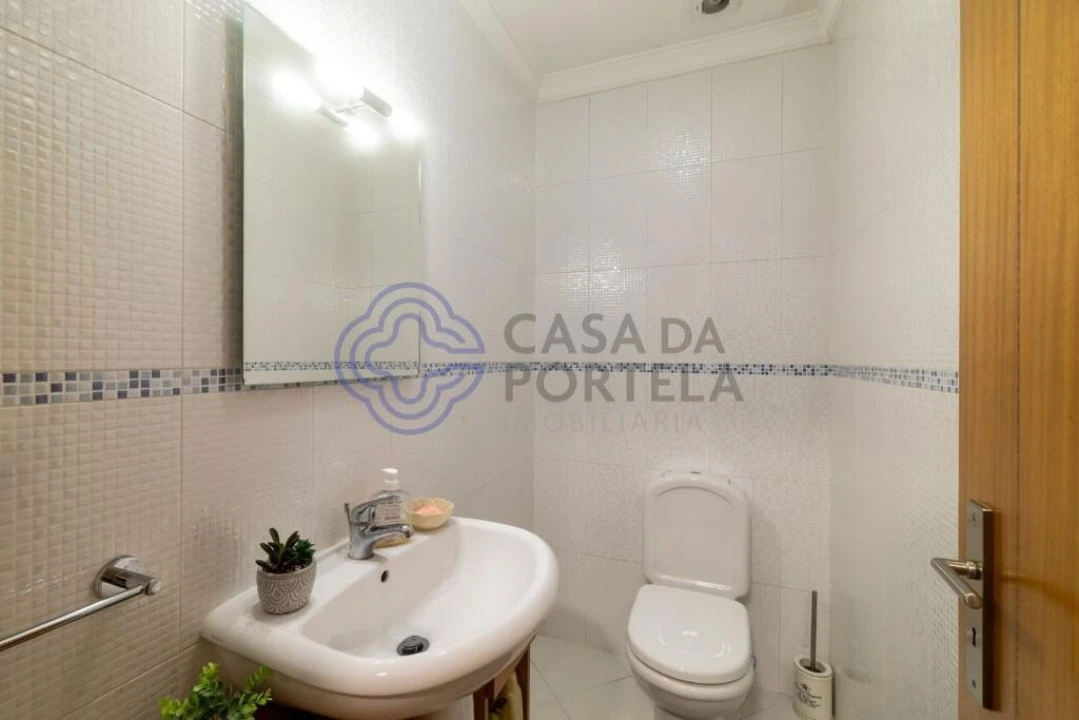 Moradia T3 para Venda em Pedroso e Seixezelo Foto 27