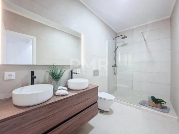 Apartamento T3 para Venda em Benfica