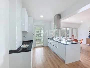 Apartamento T3 para Venda em Benfica
