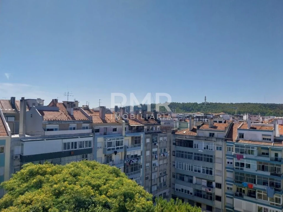 Apartamento T3 para Venda em Benfica Foto 8