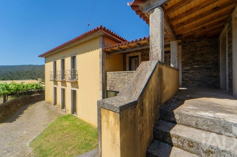 Moradia T5 para Venda em Gondar e Orbacém Foto 4