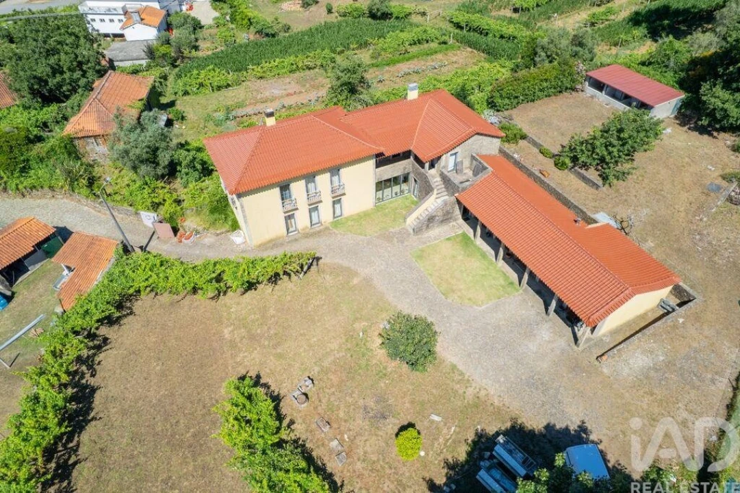 Moradia T5 para Venda em Gondar e Orbacém Foto 37