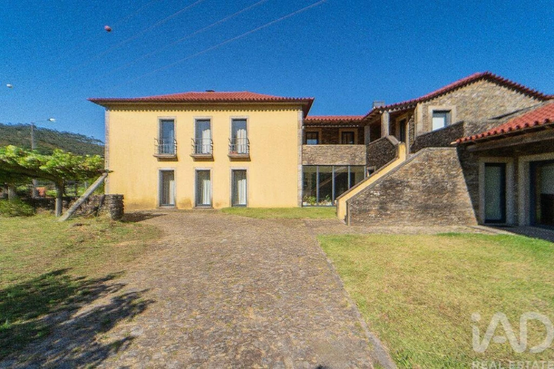 Moradia T5 para Venda em Gondar e Orbacém Foto 2