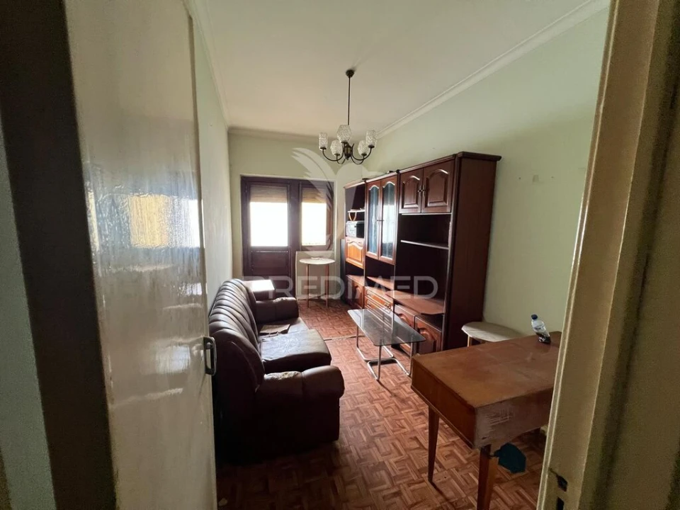 Apartamento T2 para Venda em Almada, Cova da Piedade, Pragal e Cacilhas Foto 3