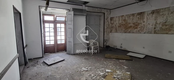 Prédio para Venda em Arca e Ponte de Lima
