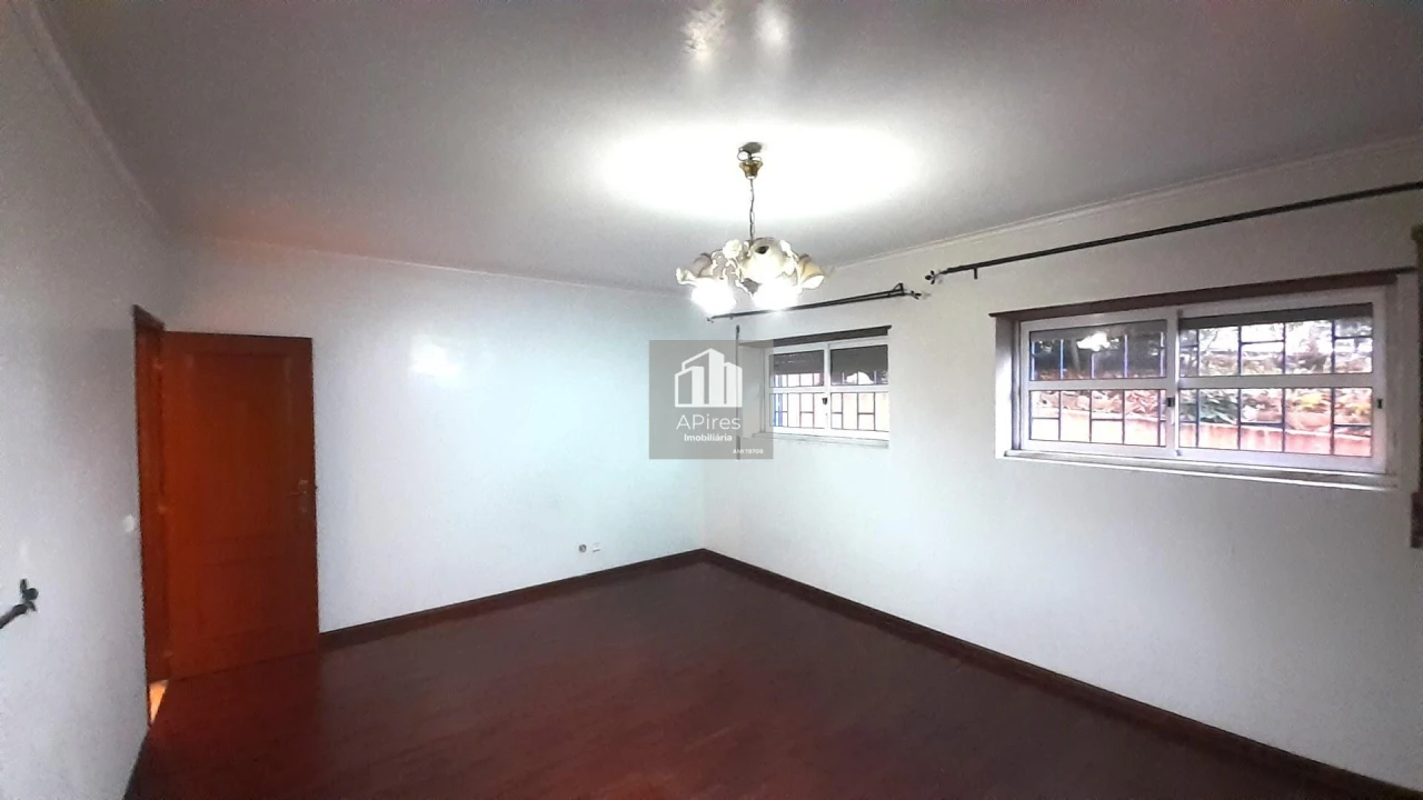 Apartamento T2 para Venda em Algueirão-Mem Martins Foto 8