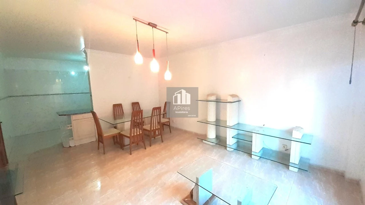 Apartamento T2 para Venda em Algueirão-Mem Martins Foto 5