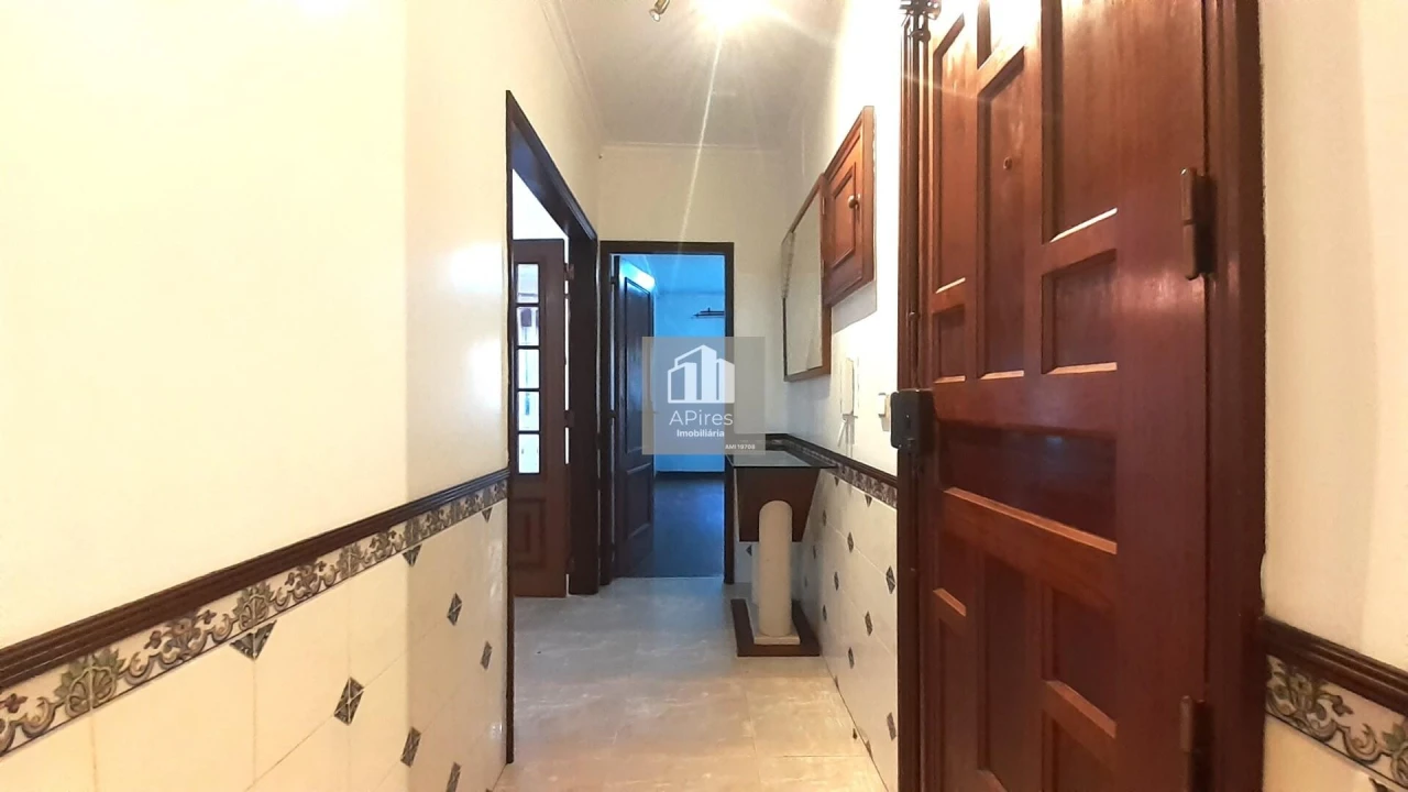 Apartamento T2 para Venda em Algueirão-Mem Martins Foto 20
