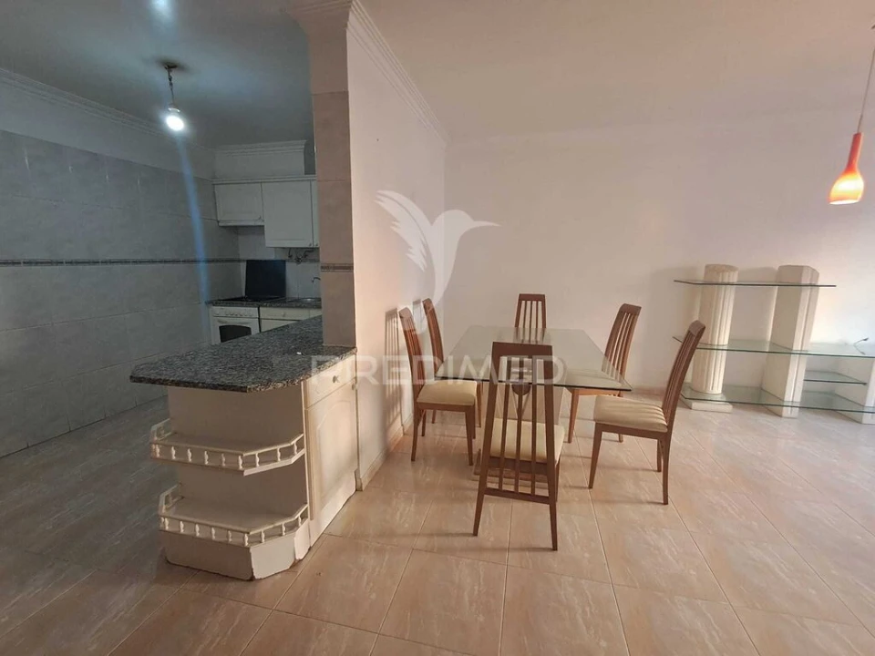 Apartamento T2 para Venda em Algueirão-Mem Martins Foto 7