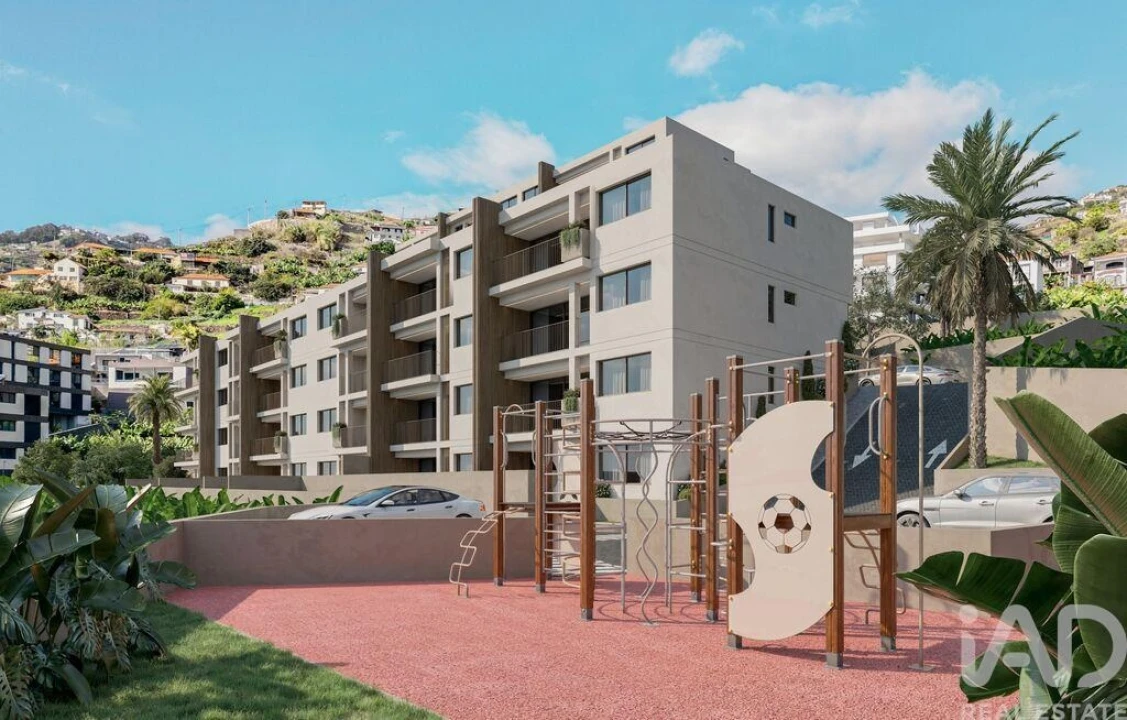 Apartamento T3 para Venda em Camara de Lobos Foto 10