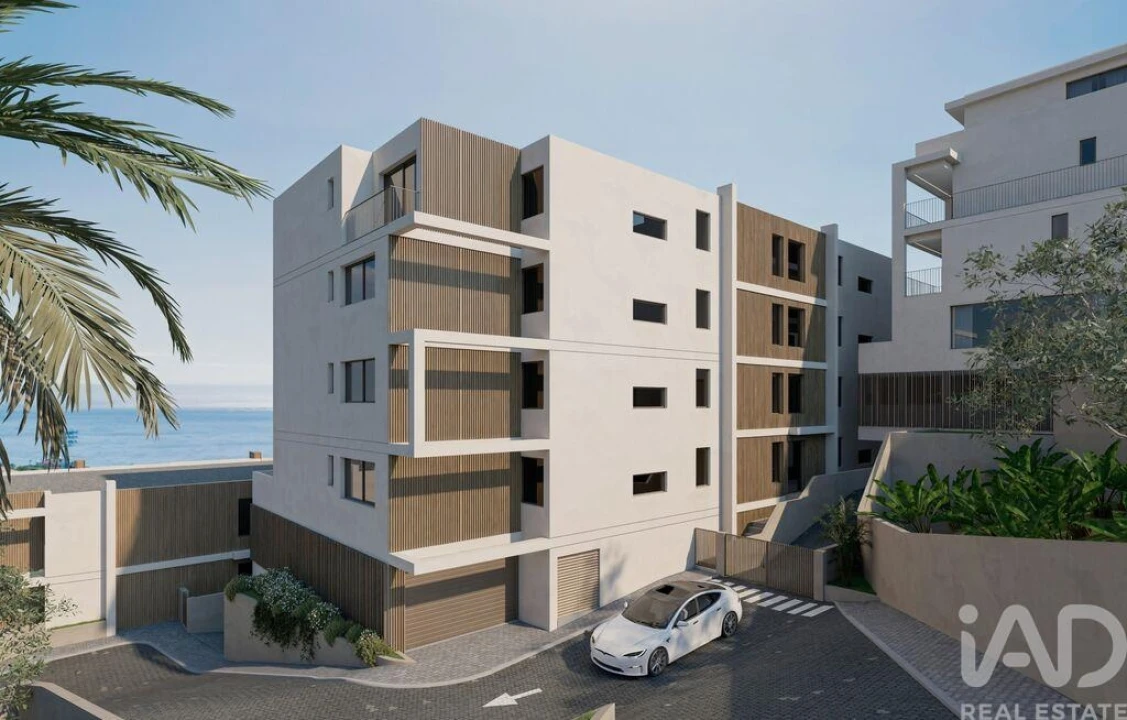 Apartamento T3 para Venda em Camara de Lobos Foto 12