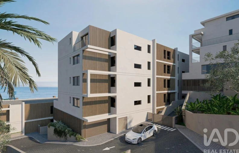 Apartamento T3 para Venda em Camara de Lobos Foto 12