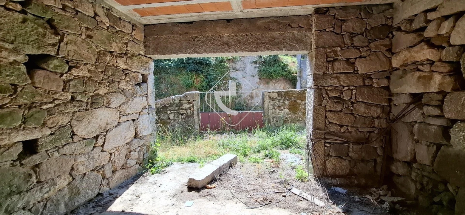 Quinta T4 para Venda em Bárrio e Cepões Foto 16