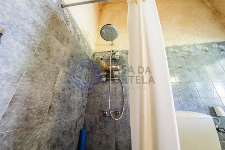 Moradia T3 para Venda em Vau Foto 12