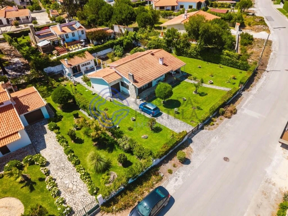 Moradia T3 para Venda em Vau Foto 50