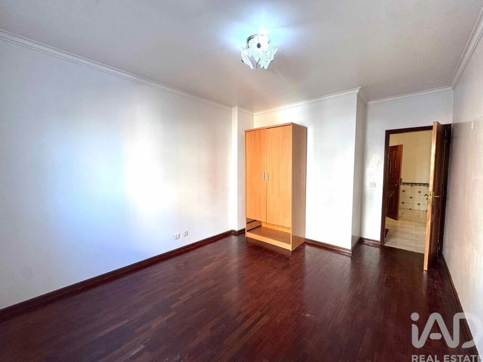 Apartamento T2 para Venda em Algueirão-Mem Martins Foto 13
