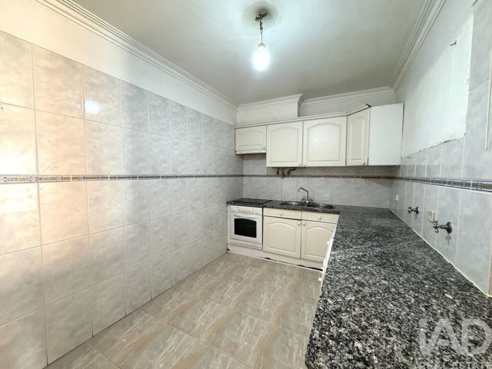 Apartamento T2 para Venda em Algueirão-Mem Martins Foto 3