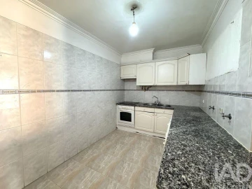 Apartamento T2 para Venda em Algueirão-Mem Martins