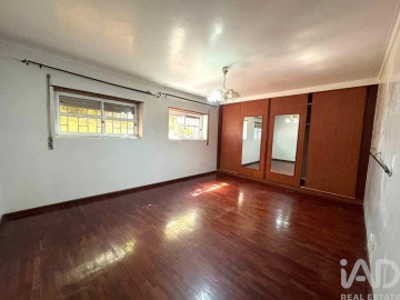 Apartamento T2 para Venda em Algueirão-Mem Martins