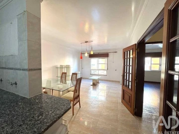 Apartamento T2 para Venda em Algueirão-Mem Martins