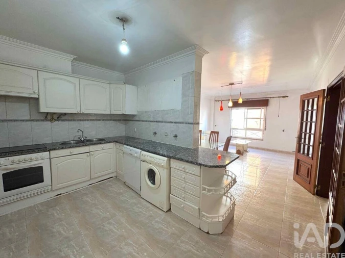 Apartamento T2 para Venda em Algueirão-Mem Martins Foto 5