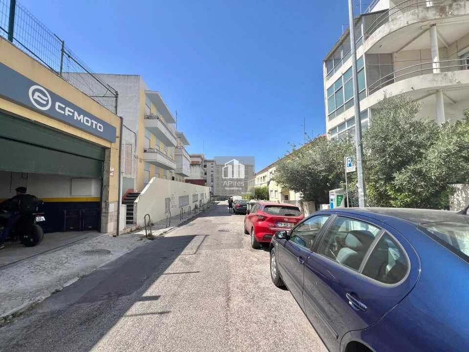 Apartamento T2 para Venda em Almada, Cova da Piedade, Pragal e Cacilhas Foto 28