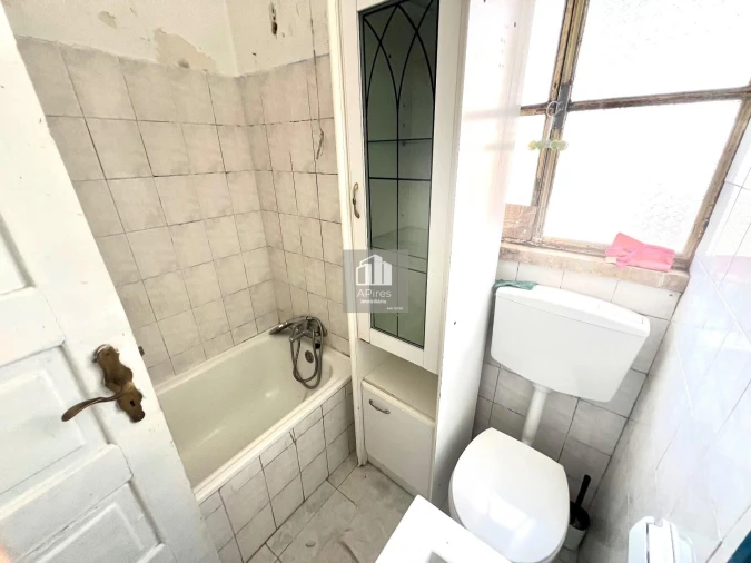 Apartamento T2 para Venda em Almada, Cova da Piedade, Pragal e Cacilhas Foto 15