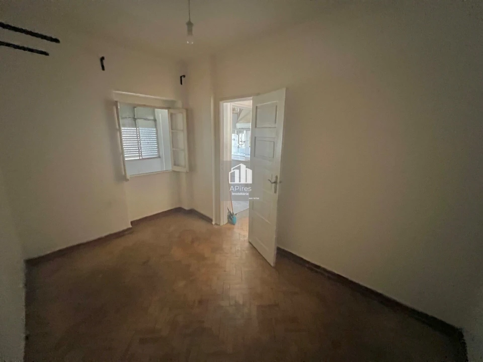 Apartamento T2 para Venda em Almada, Cova da Piedade, Pragal e Cacilhas Foto 11