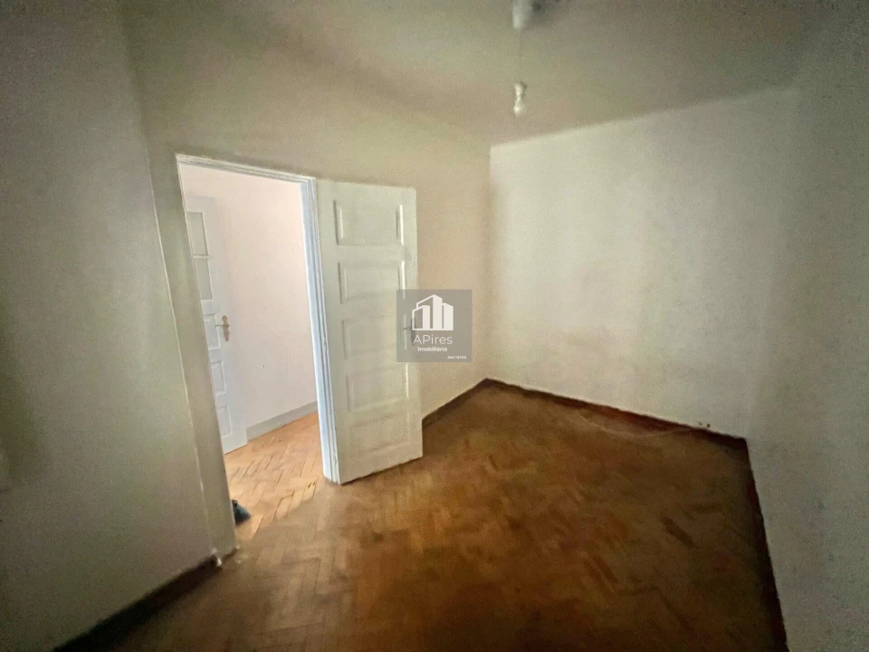 Apartamento T2 para Venda em Almada, Cova da Piedade, Pragal e Cacilhas Foto 10