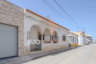 Moradia T2 para Venda em Almeirim
