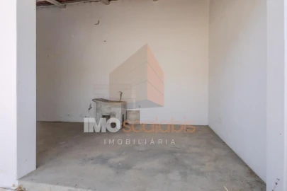 Moradia T2 para Venda em Almeirim