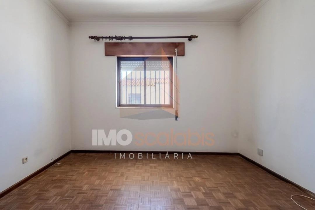 Moradia T2 para Venda em Almeirim Foto 13